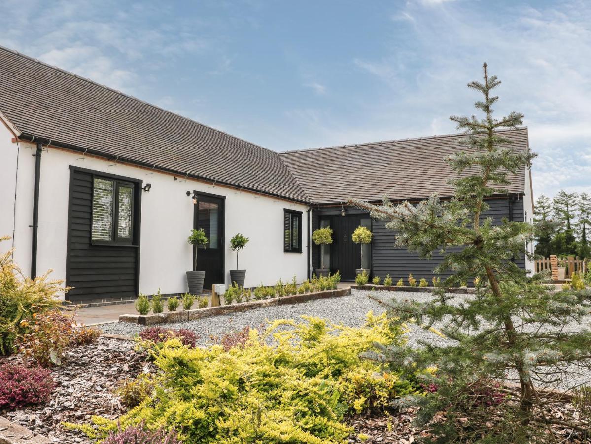 The Den, Bank Top Farm แอชบอร์น ภายนอก รูปภาพ